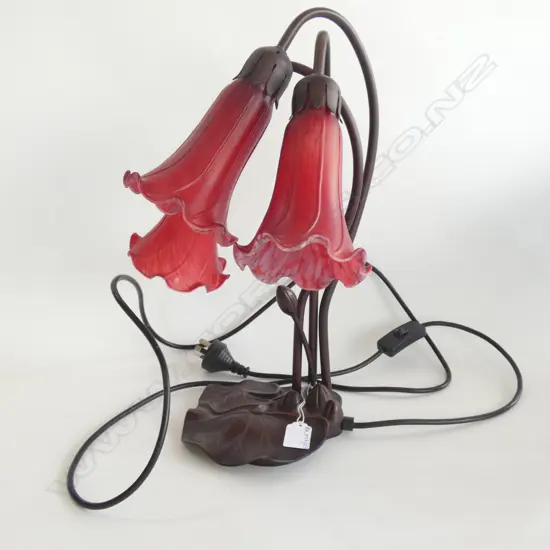 ART NOUVEAU STYLE RED LILY LAMP H.400mm