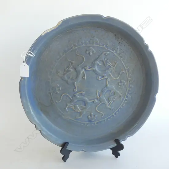 LGE BLUE CHINESE SHALLOW DISH w. 4 DRAGONS 395mm dia AF CHIP