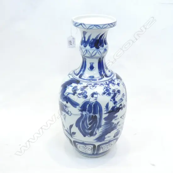 B/W ORIENTAL VASE H.435mm