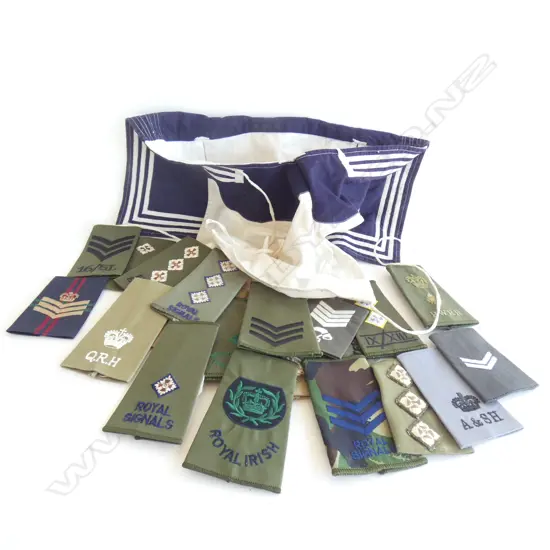 BAG EPELETTES & A SAILORS COLLAR 