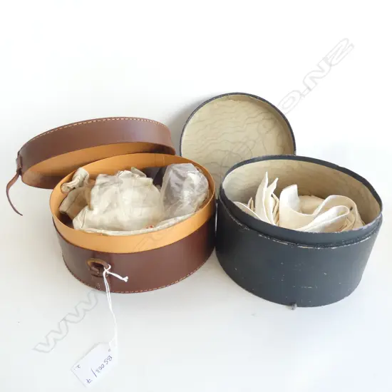 2 COLLAR BOXES w. COLLARS & GLOVES