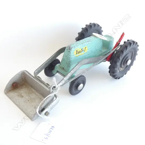 FUN HO TRACTOR L.240mm