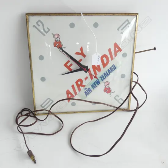 (19599) VINTAGE 'FLY AIR-INDIA AIR NEW ZEALAND' CLOCK