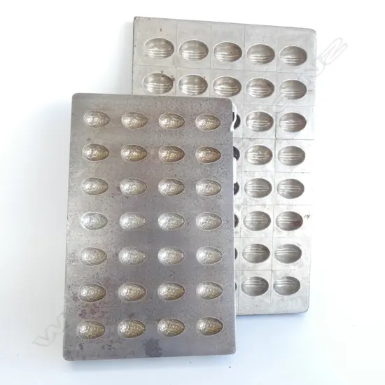 2 CAST METAL CHOCOLATE MOULDS 350x220mm