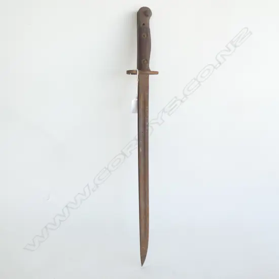 (19901) OLD MILITARY BAYONET GUARD W 'C37095'/ L.550mm