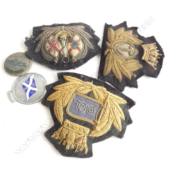3 OLD SHIPS CLOTH BADGES INCL NZSC + 2 METAL BADGES