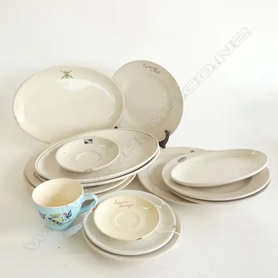 14 CROWN LYNN ASST CRESTED WARE DINNER PCS; HOTEL WARE ETC..
