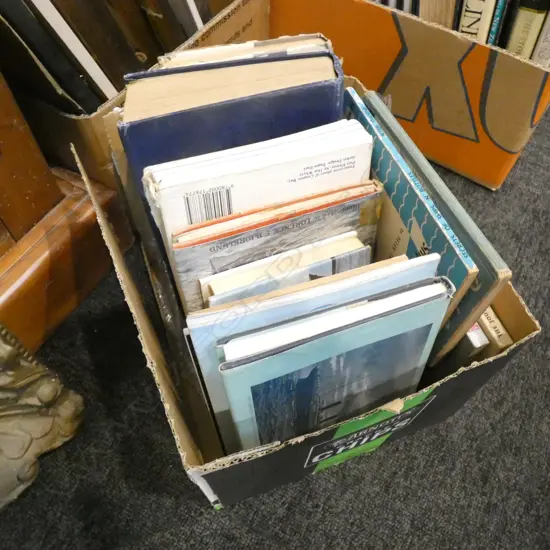 BOX SMALL SHIPPING /MARITIME RELATED BOOKS