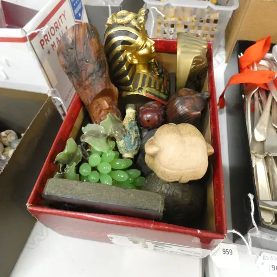 BOX LOT GREEN GRAPES, MAORI TIKI TILE, ABACUS ETC