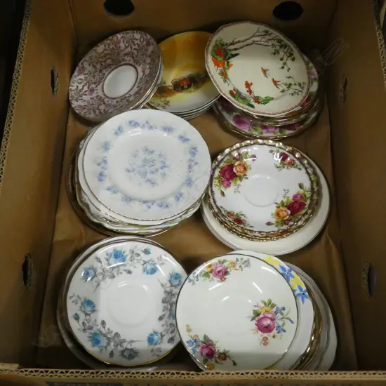 BOX 'ORPHAN' CHINA PLATES & SAUCERS INCL ROYAL ALBER OCR & OER 