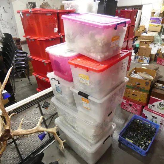 7 ASST PLASTIC STORAGE BINS SOME 50 LTR LARGER AND SMALLER