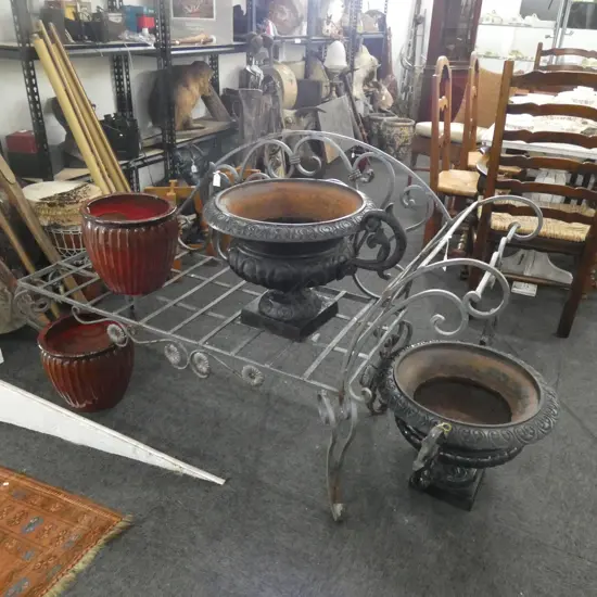 A VINTAGE ORNATE FRENCH STYLE CAST IRON GARDEN BENCH SOME RUST L 550MM H 900MM