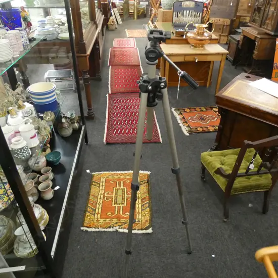 TRIPOD; SHERPA VELBON 600