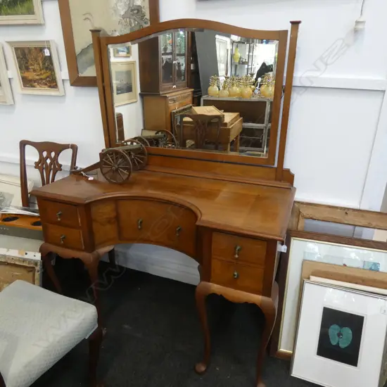 QUEEN ANNE STYLE DRESSER...