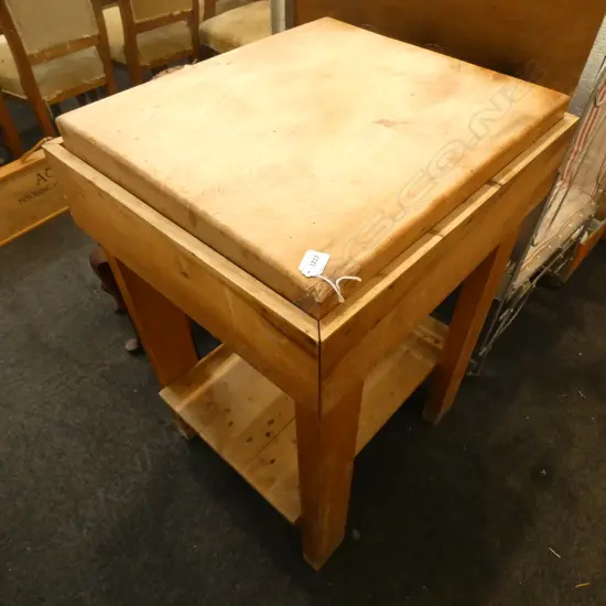 BUTCHER BLOCK COUNTER H.900mm W.630mm D.500mm