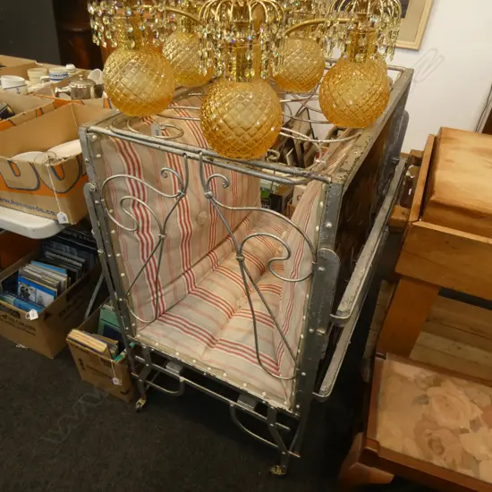 FRENCH STYLE FOLDING BED