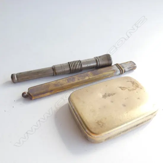 OLD VESTA / NEEDLE PUNCH & EMPTY SILVER PLATE PENCIL HOLDER L 90MM