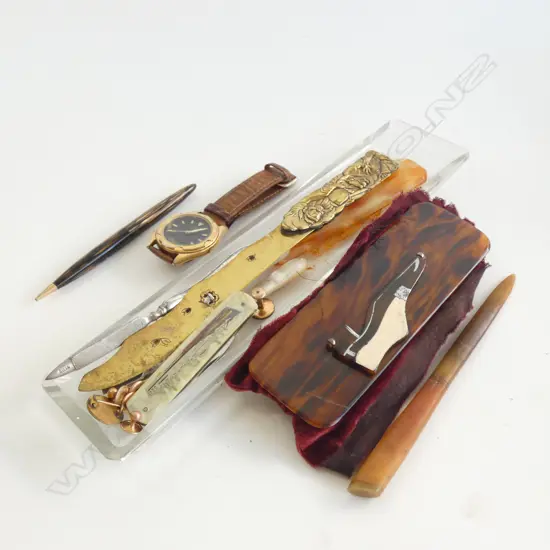 4 9CT STUDS 2.3 GRAMS + 2 STG KNIVES, STG NAIL FILE, MOP POCKETKNIFE, G.P. SEIKO WATCH ETC