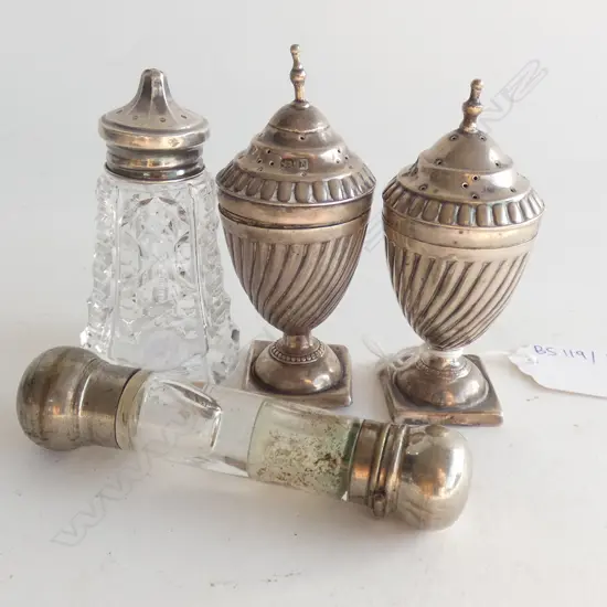 PR STG SILVER PEPPERS + CRYSTAL BOTTLE & STG MINI FLASK 