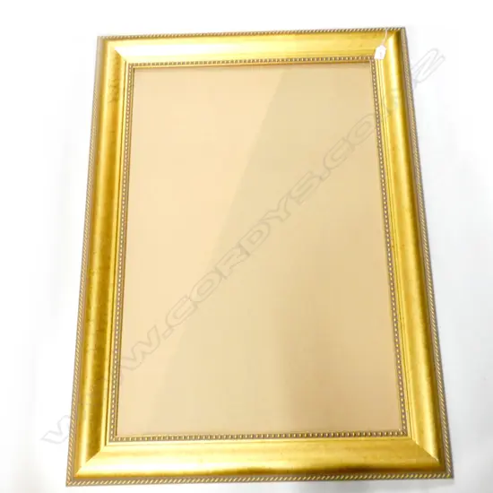 LG GILT FRAMED WALL MIRROR 775 X 1075MM