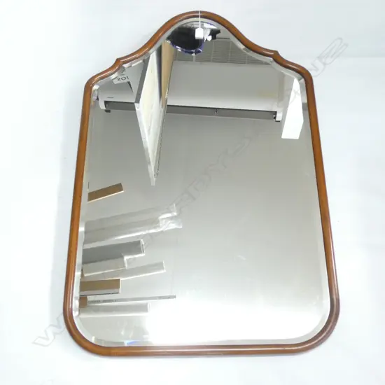 LARGE BEVELLED MIRROR 1050x680mm