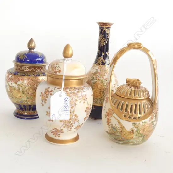 4 PCES SIGNED SATSUMA 