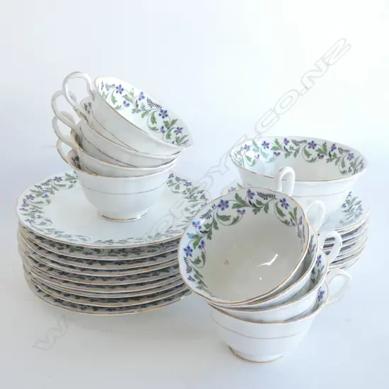 27 PCE AYNSLEY TEA SET; 8 TRIOS + EXTRA SAUCER, PLATE & SUGAR BOWL 