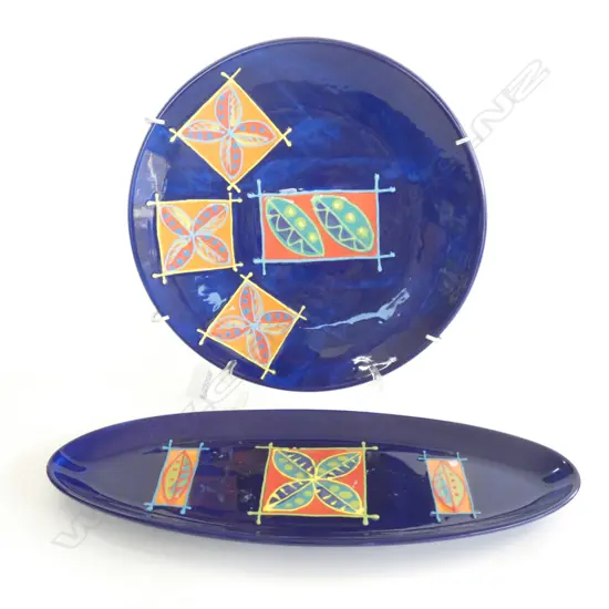 (16176)PR NZ SPLASHY POTTERY PLATES - LARGEST DIA  320MM 