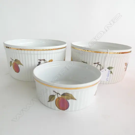 3 ROYAL WORCESTER EVESHAM SOUFFLE DISHES;  2 SIZES LARGES DIA  185MM