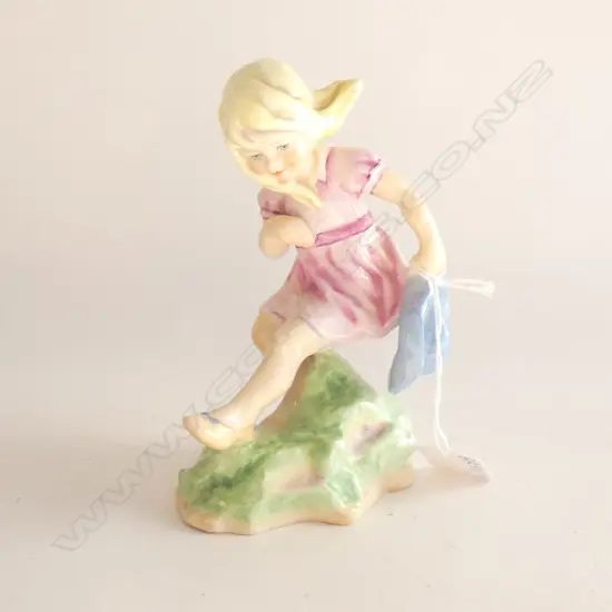 ROYAL WORCESTER FIGURINE 'MARCH' H.145mm