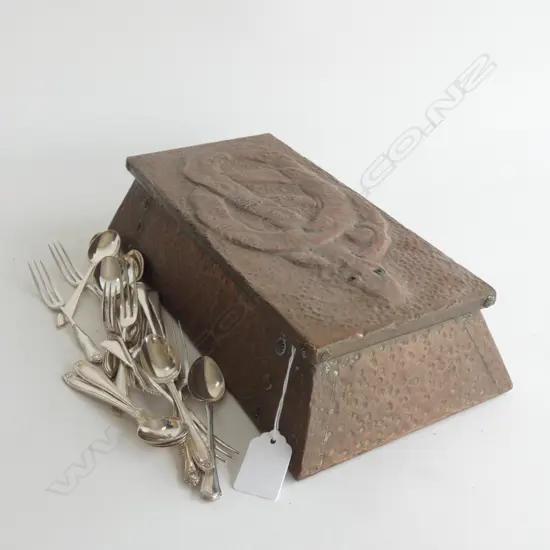 OLD BEATEN COPPER LIDDED BOX L 305MM INCL CONTENTS SILVER PLATE CAKE FORKS & SPOONS