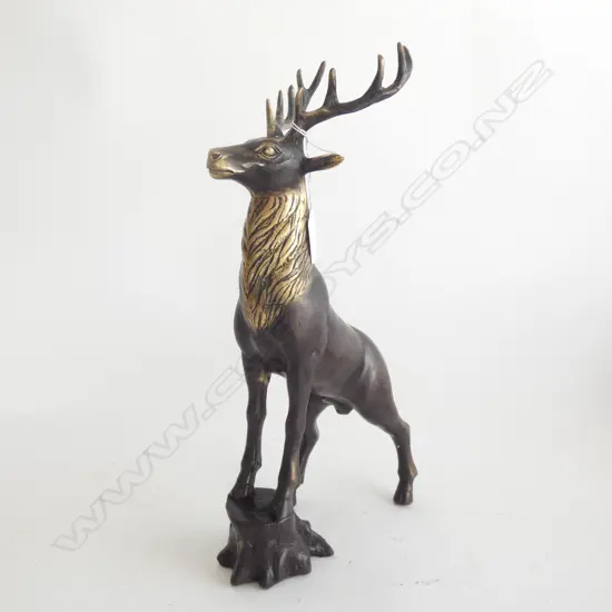 BRONZE DEER ON STUMP H.360mm