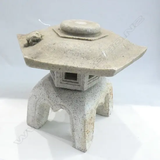 CONCRETE / RESIN GARDEN LANTERN H.250mm