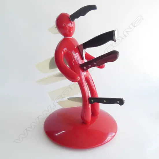 RAFFAELE IANNELLO RED PLASTIC KNIFE MAN w. KNIVES H.380mm