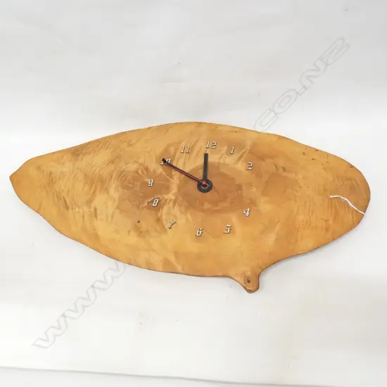 KAURI SLAB CLOCK W.680mm