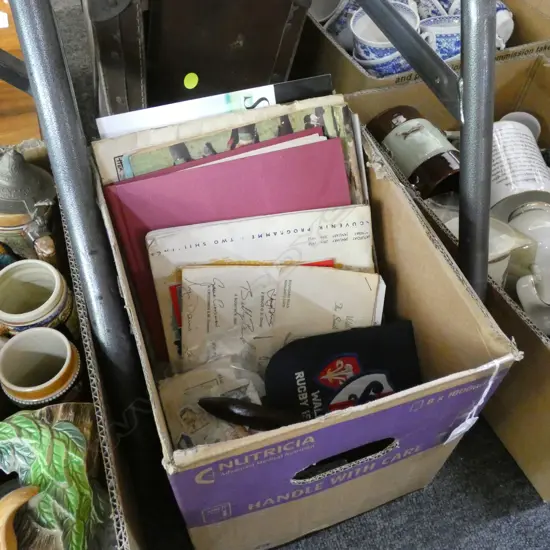 BOX OLD PENNANT FLAGS / CLOTH BADGES / LIGHTER / RUGBY EPHEMERA ETC..
