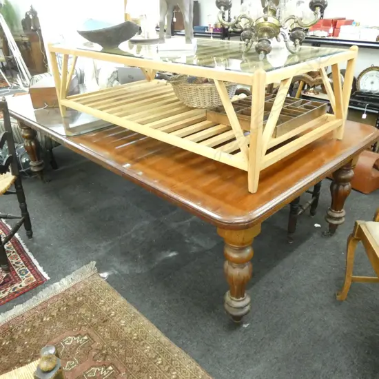 VICTORIAN EXTENSION DINING TABLE GLASS TOP + 2 LEAVES & CRANK