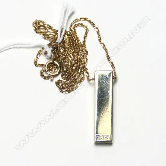 9CT GOLD NECKLACE W GOLD BAR PENDANT 13.05G
