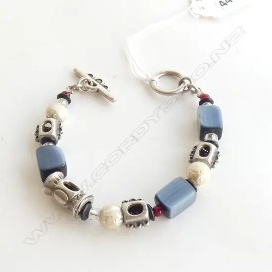 SILVER ART JEWELLERY BRACELET