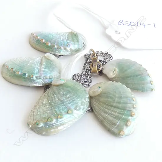 NZ FOLK ART SHELL NECKLACE