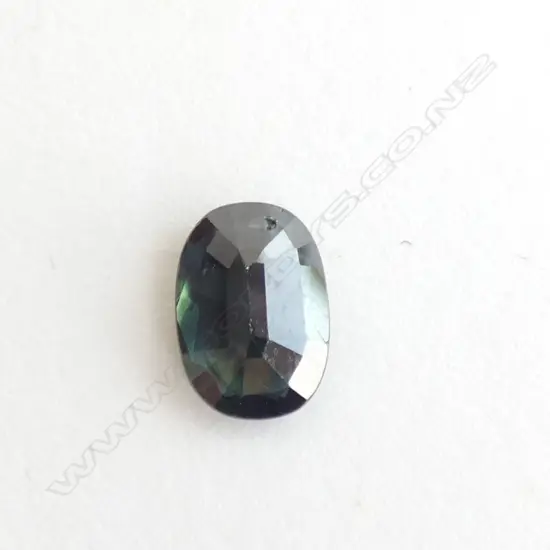 1.98CT OVAL FACETED SAPPHIE - GREENISH/BLUE 