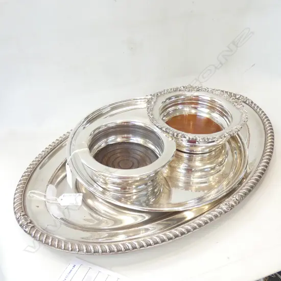 2 SILVER PLATE TRAYS W.480mm + 2 WINE COASTERS
