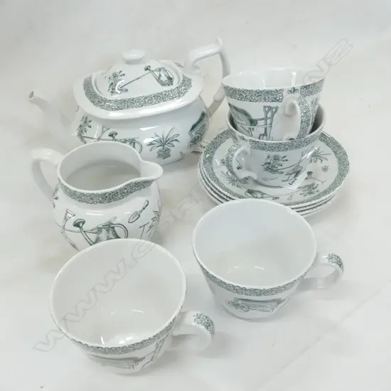 SPODE ' GARDENING' 10 PCE SET; TEAPOT / JUG & 4 CUPS & SAUCERS 