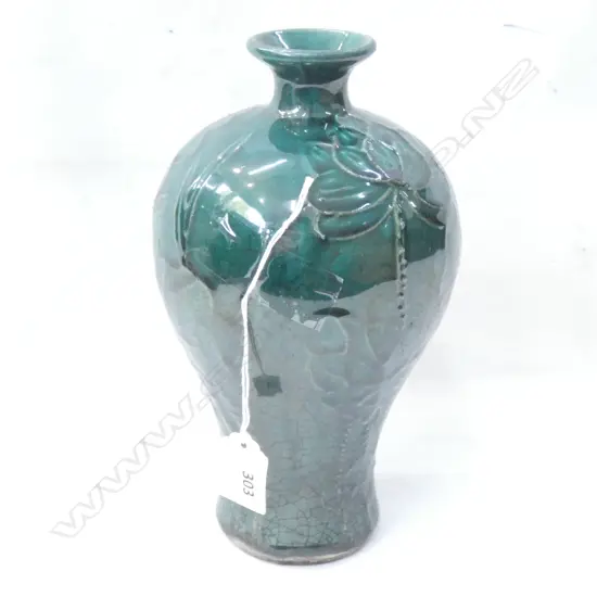 CHINESE GREEN GLAZE VASE H.230mm