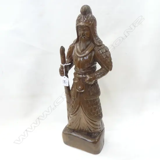 HISTORICAL FIGURE OF A WARRIOR IN ARMOUR WOOD. H505mm