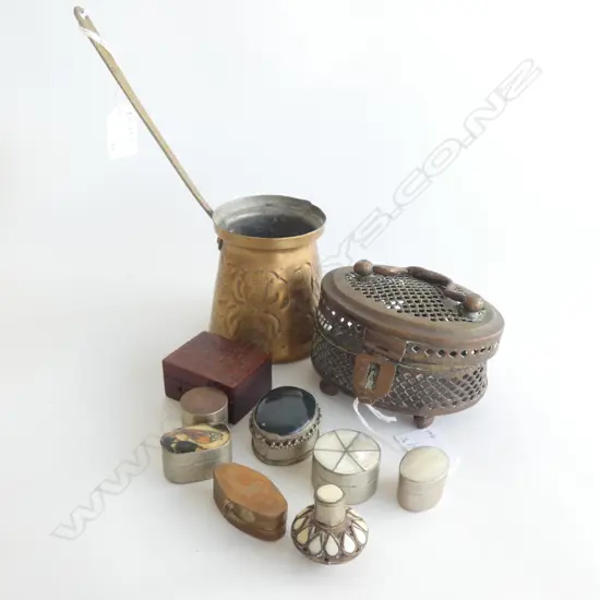 9 ASST. LIDDED CONTAINERS + COPPER POT