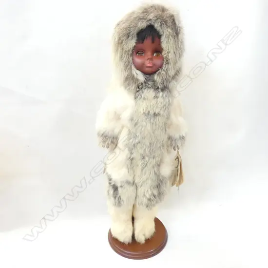 CANADIANA TRADING TRADITIONAL INUIT DOLL IN FUR CLOTHING - WITH SWING TAG ATTACH & ON STAND H 515MM