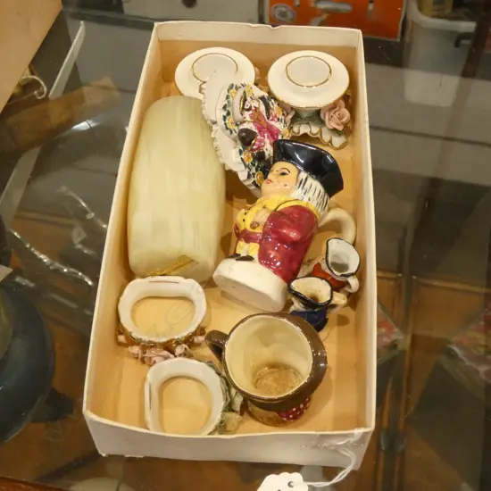 SM TRAY COLLECTABLES INCL ROYAL DOULTON 