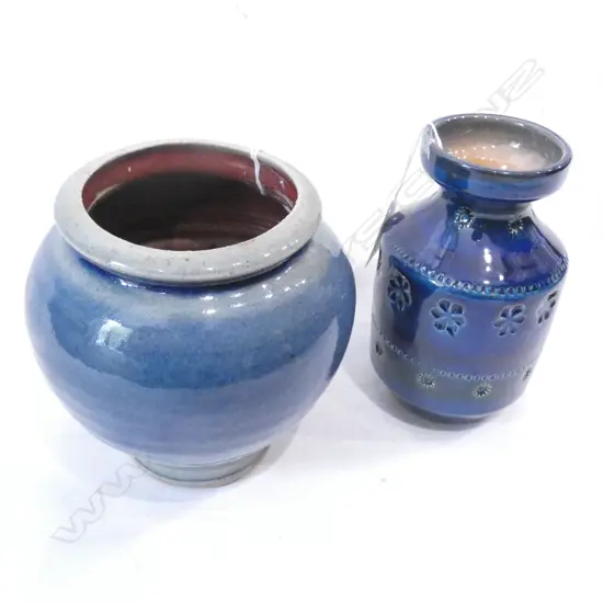 ITALIAN POTTERY VASE (155MM) + 1 OTHER 