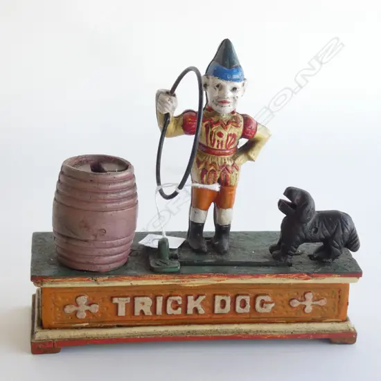 REPRODUCTION CAST IRON 'TRICK DOG' MONEY BOX W.195mm